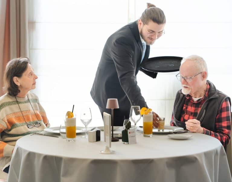 service-restauration-cite-des-formations-tours-7